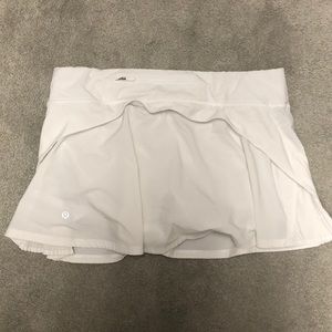 Lululemon white tennis skirt
